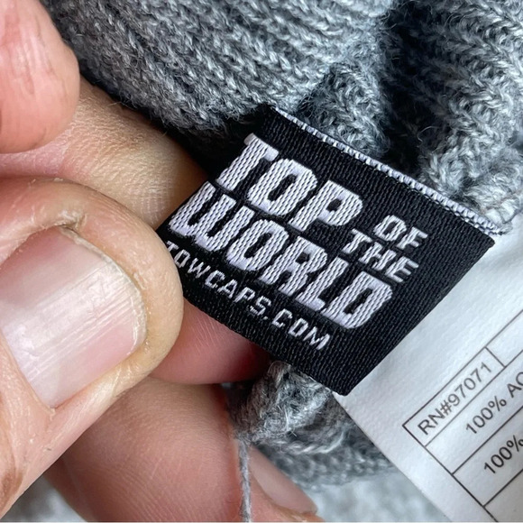 University Of Alabama Beanie . - Picture 8 of 9